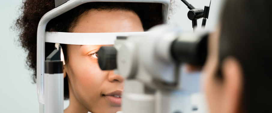 woman having an eye check up